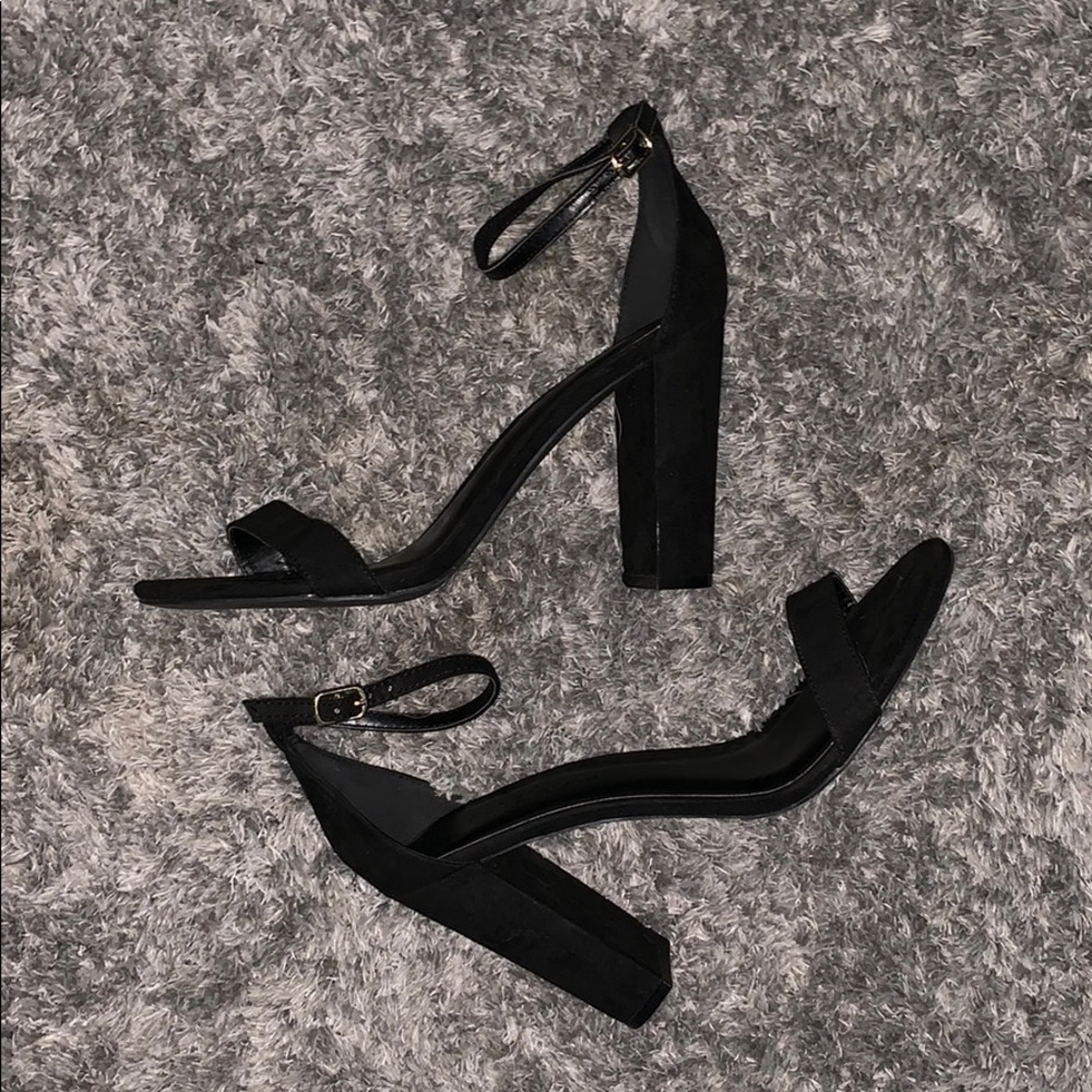 Scrappy black heels